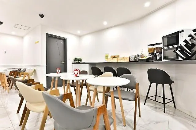 Busan Gwang An Ri Hy Realty Hotel モーテル